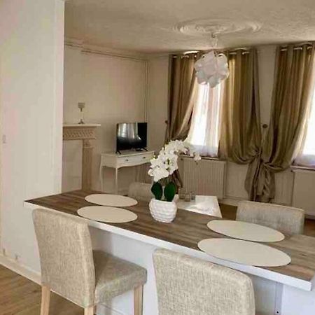 Le Roi Apartment อาวร็องช์ ภายนอก รูปภาพ